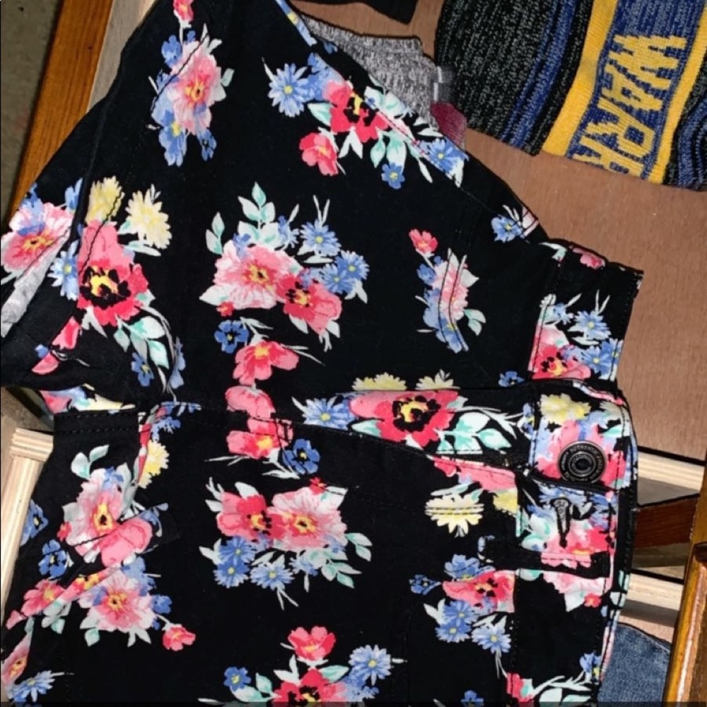 flower shorts